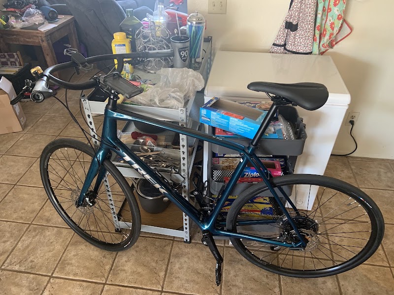 Oro Valley Bicycle - Ina & Shannon photo 3