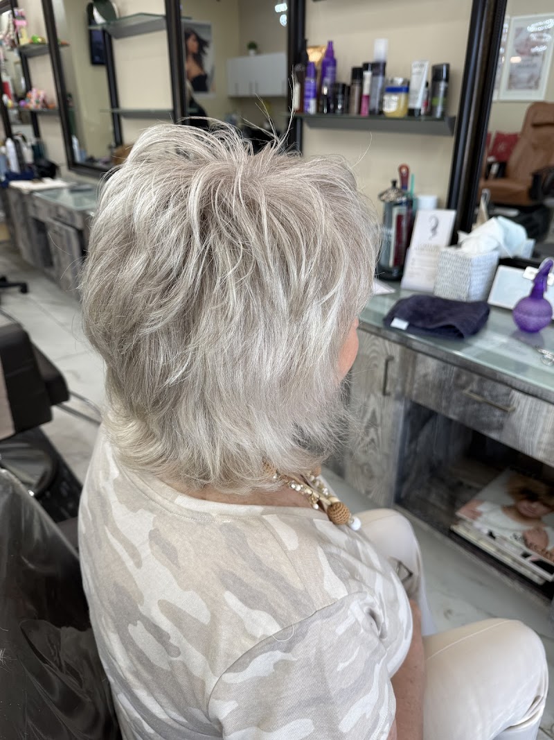 Belleair Hair Company photo 3