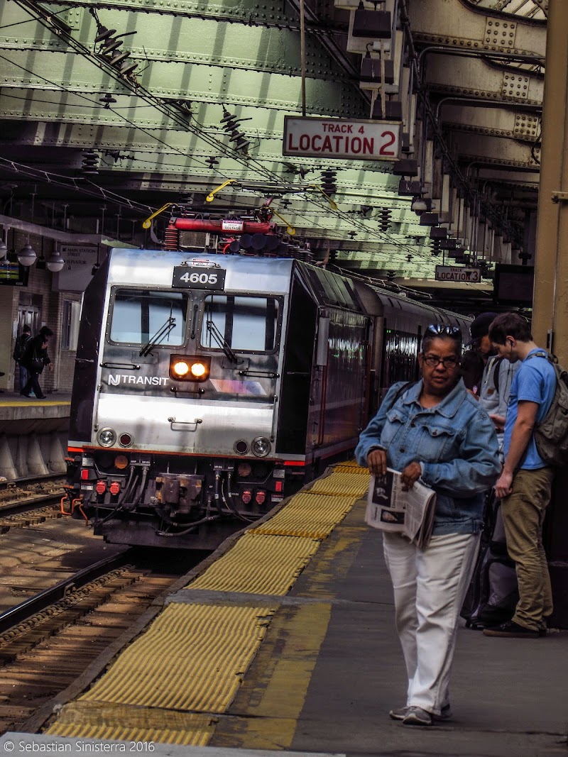 Newark Penn Station photo 2