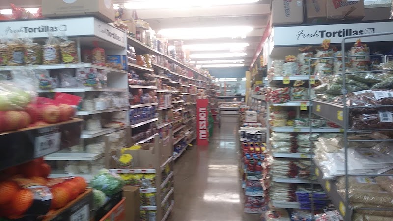 Lola's Market photo 5