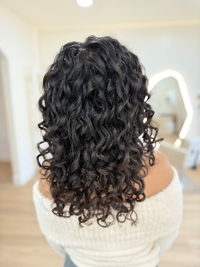 Flourish Curl Studio photo 2