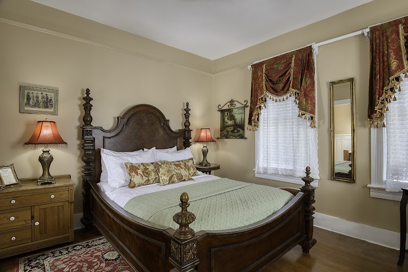 Victorian House Bed & Breakfast photo 4