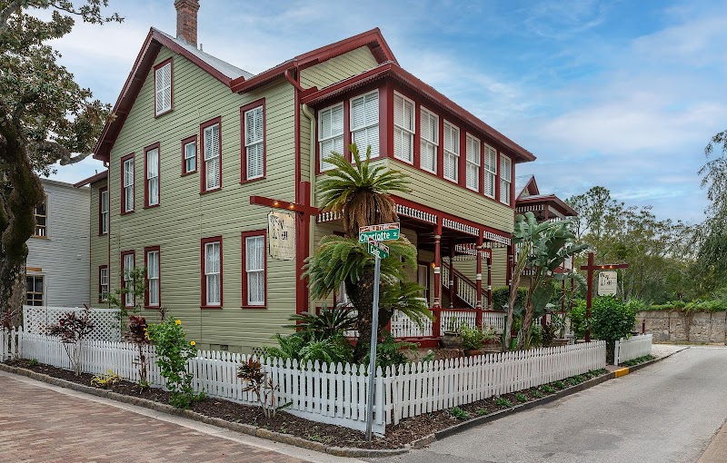 Photo of Victorian House Bed & Breakfast