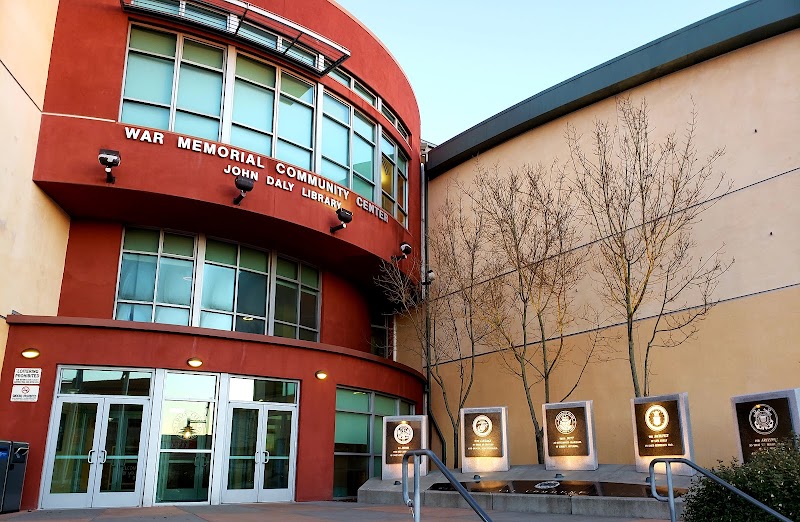 War Memorial Community Center photo 2