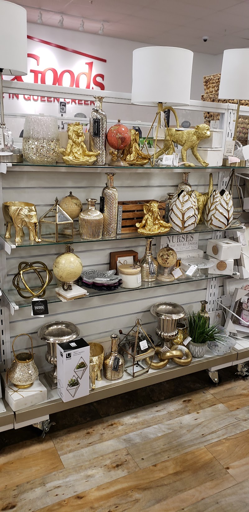 HomeGoods photo 4