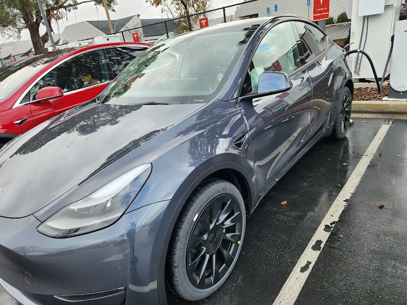 Tesla Supercharger photo 2