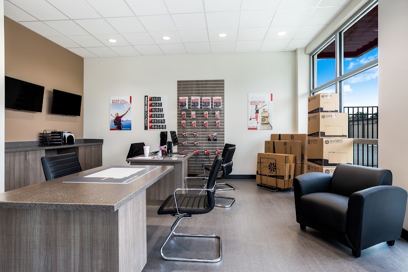 StorQuest Express - Self Service Storage photo 4