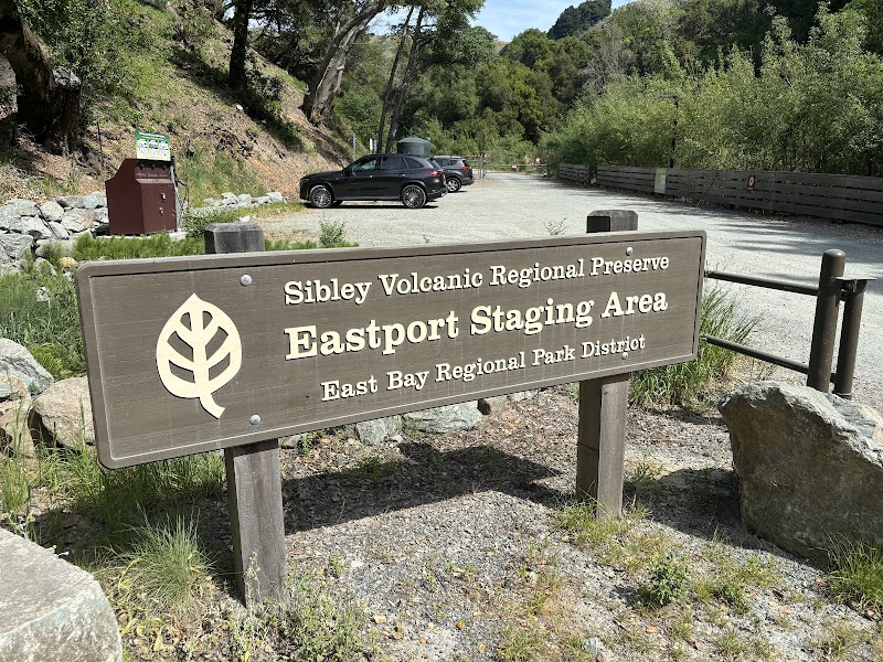 EBRPD, Eastport Staging Area photo 3