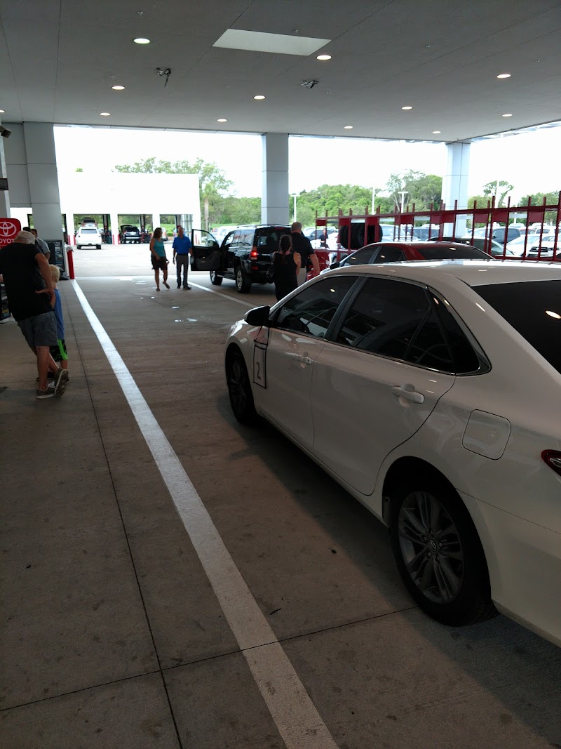 Sun Toyota of New Port Richey photo 2