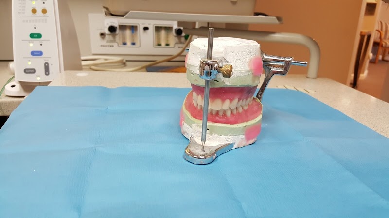 The Dental & Denture Care Center photo 5
