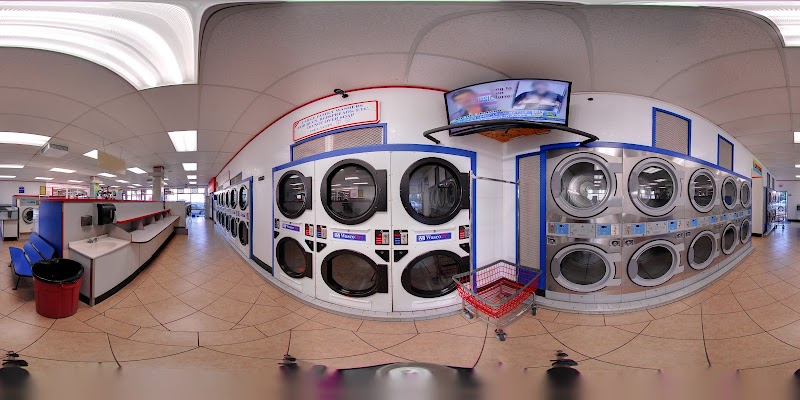 Super Suds Laundromat & Wash and Fold photo 3