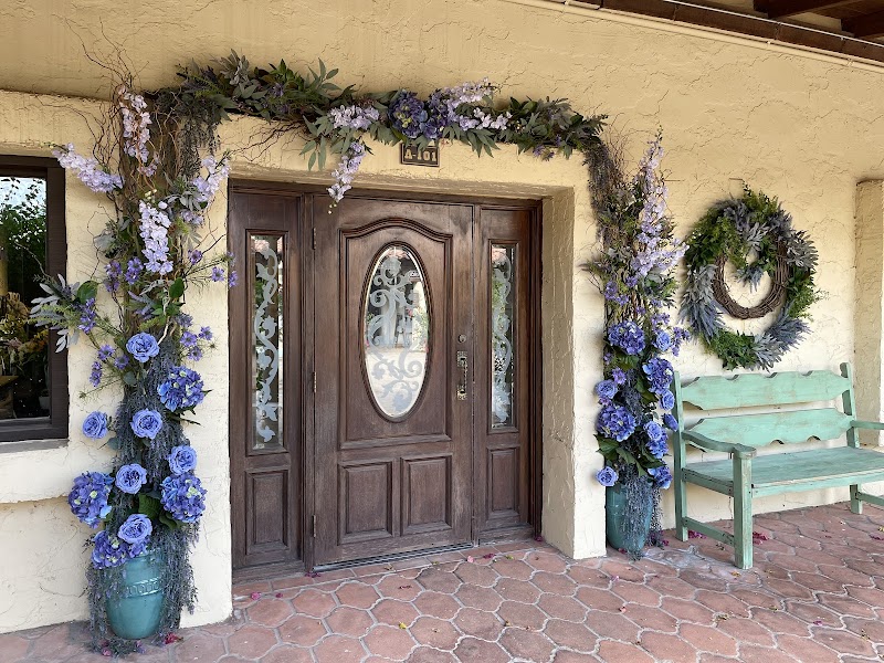 Photo of La Paloma Blanca Floral Designs