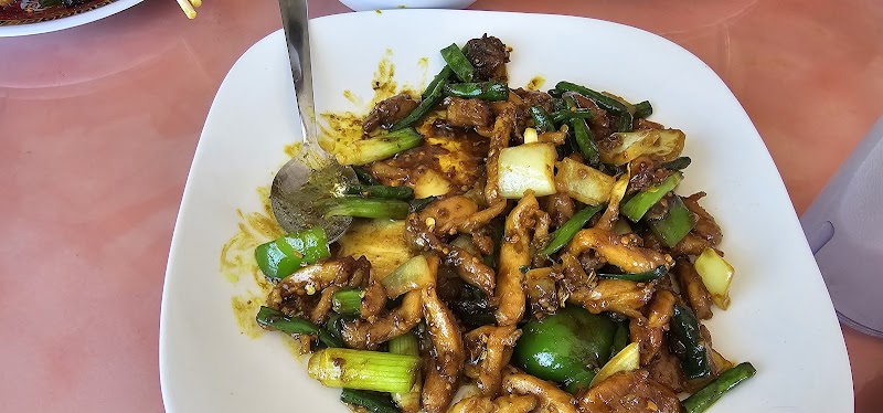 Trieu Chau Restaurant | Chinese • Cambodian photo 5