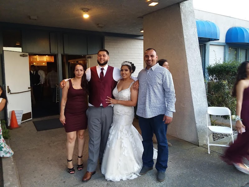 Ambler's Banquet Hall photo 4