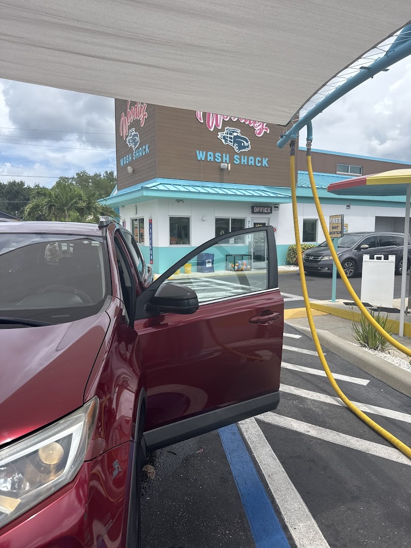 Woodie's Wash Shack - 4th Street N photo 5