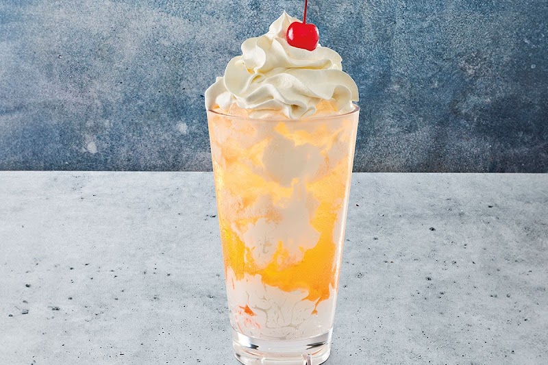 Red Robin Gourmet Burgers and Brews photo 4
