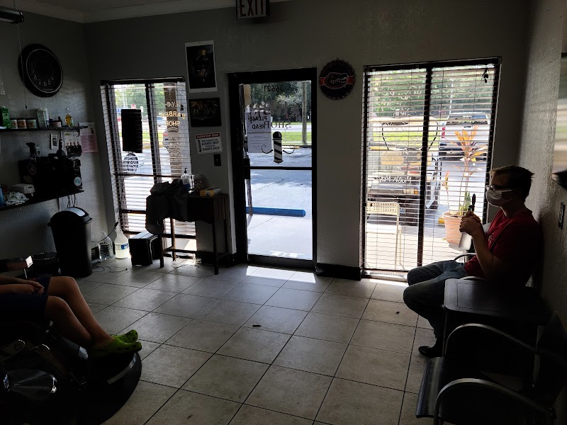 AJ's Cut House photo 4