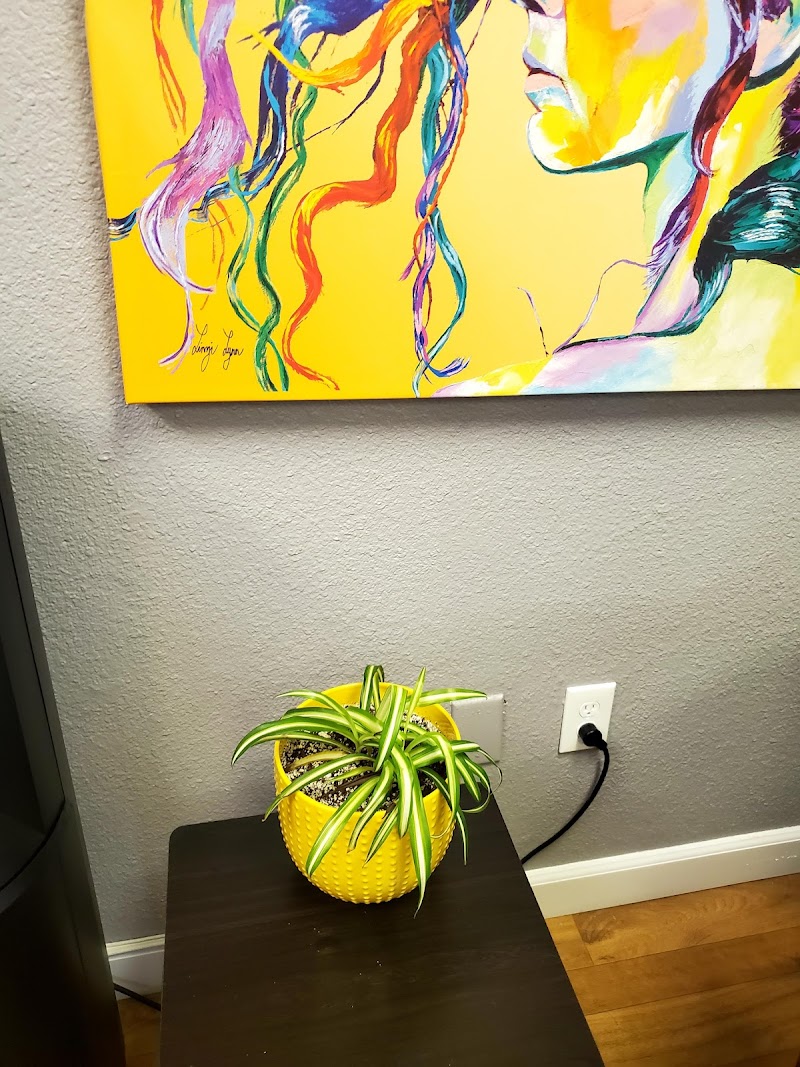 Color Theory Salon photo 4
