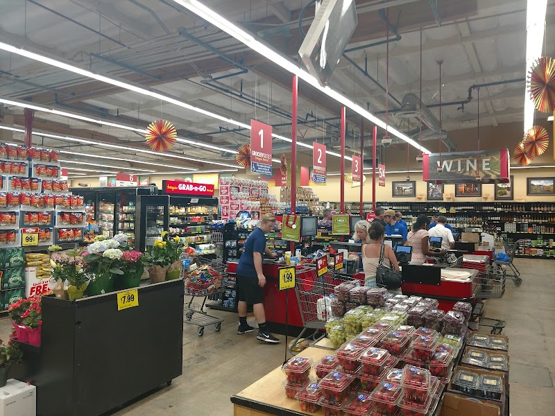 Grocery Outlet photo 2