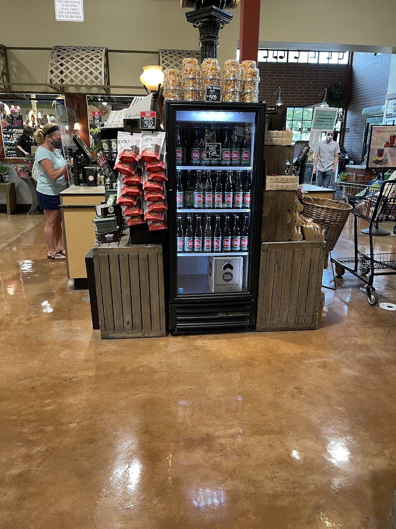 Oak Tree Plaza photo 2