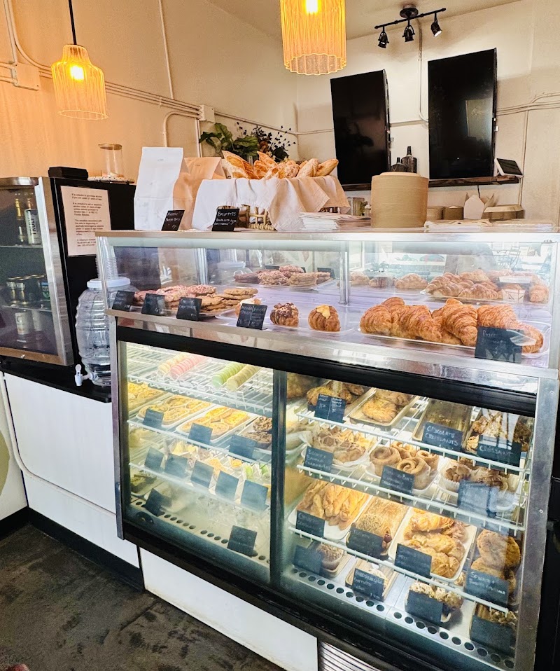 Le Mèrle Coffee Bar & Bakery photo 4