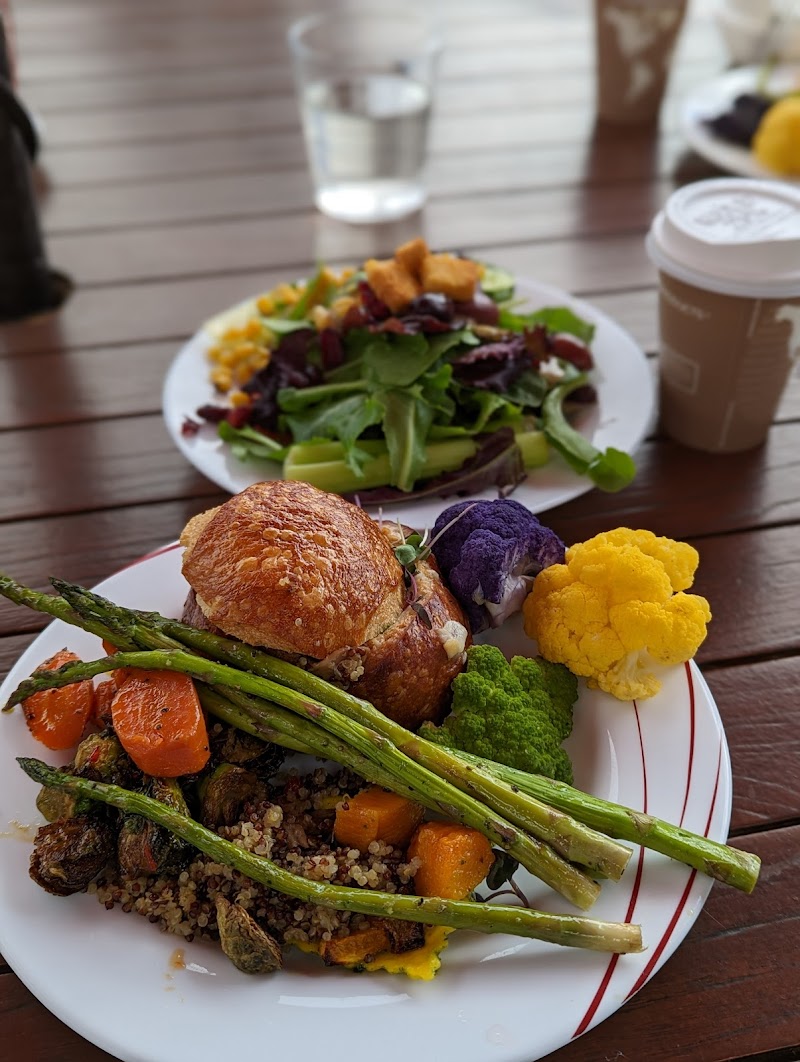Florence Moore Dining (FloMo) photo 2