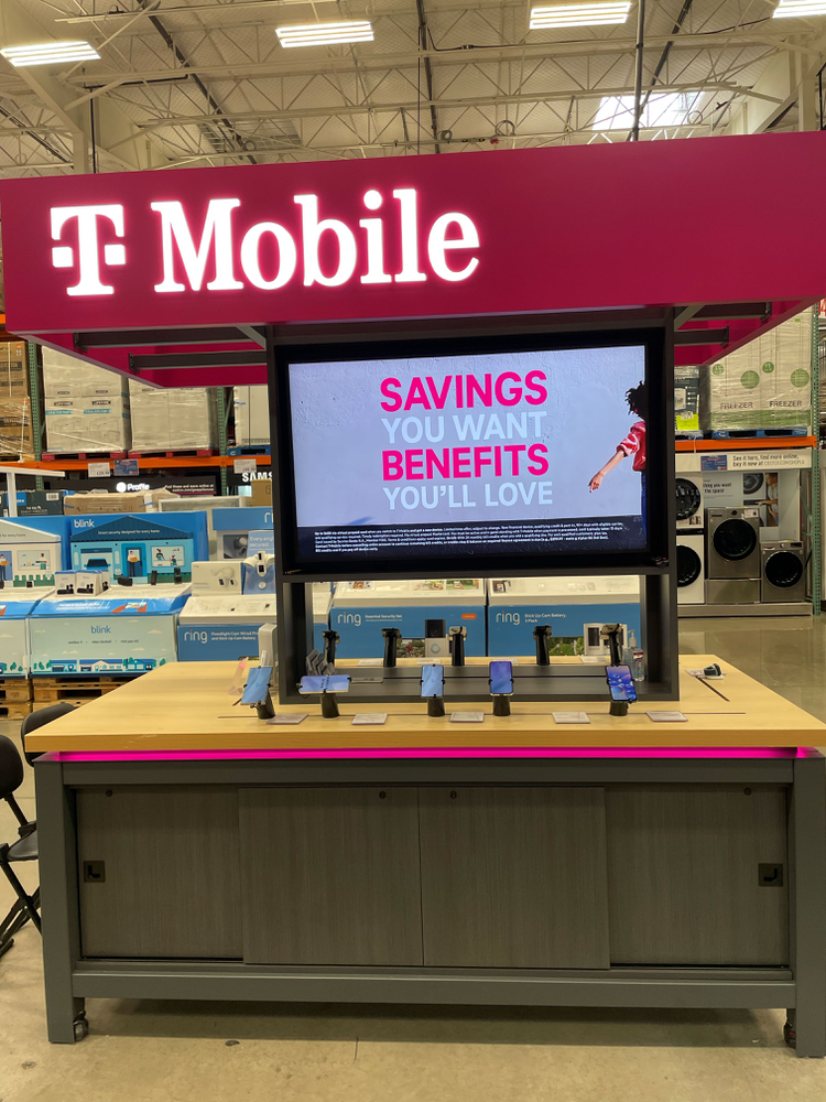 T-Mobile at Costco photo 3