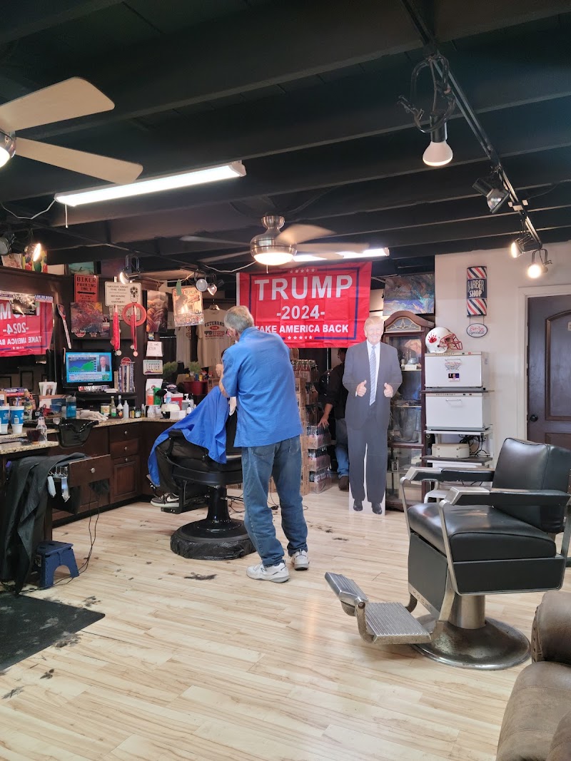 Jason@Curley Moe's Barber Shop Salon photo 4