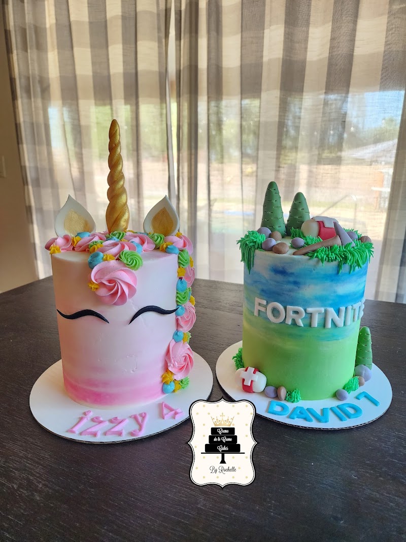 Photo of Creme de le Creme cakes by Rochelle