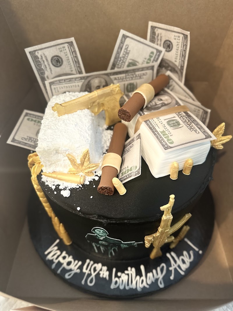Creme de le Creme cakes by Rochelle photo 3