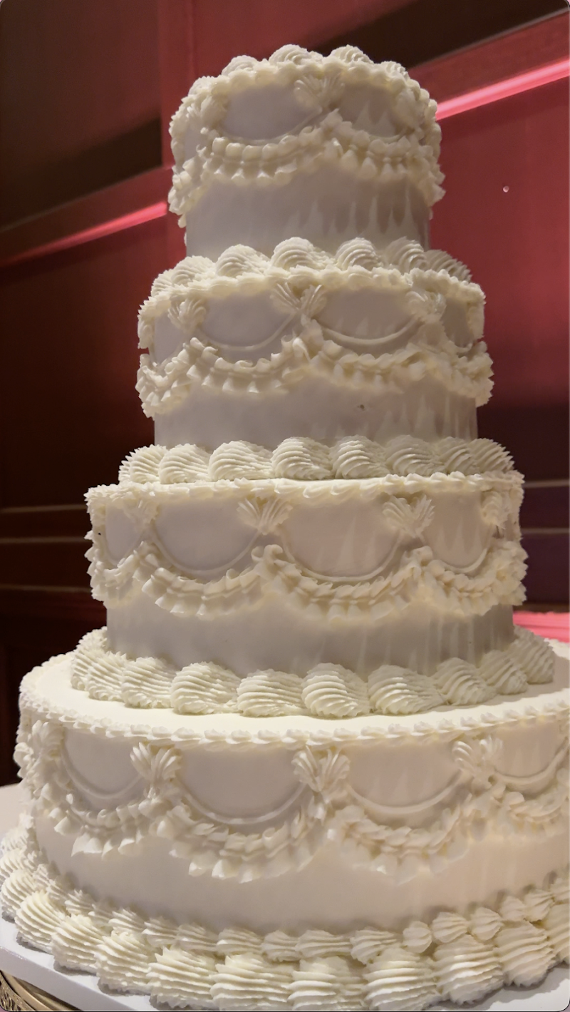 Creme de le Creme cakes by Rochelle photo 5