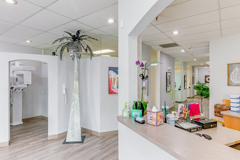 Dixon Plaza Dental Care photo 3