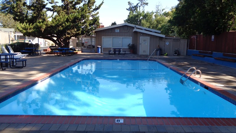 Palo Mobile Estates photo 3