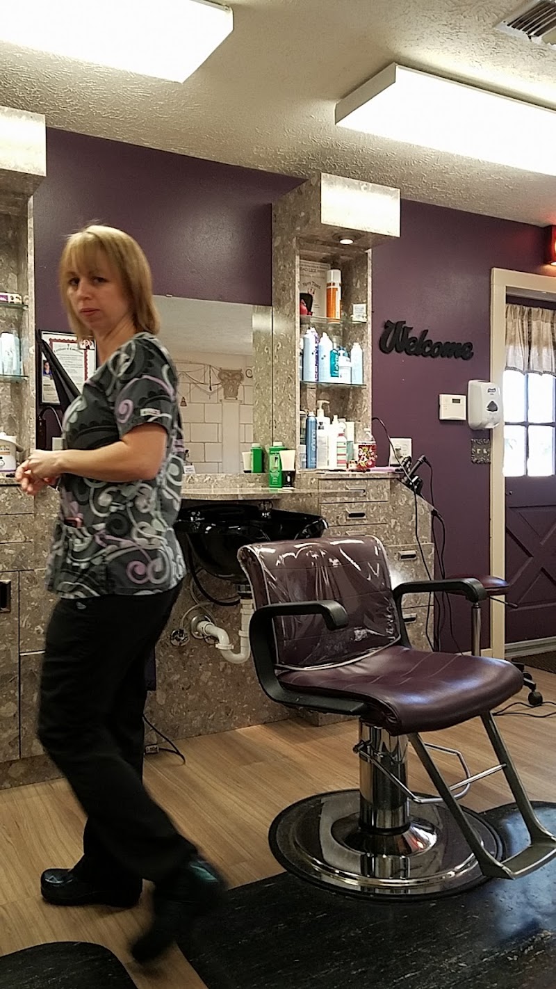 Photo of Distinctive Hair Design