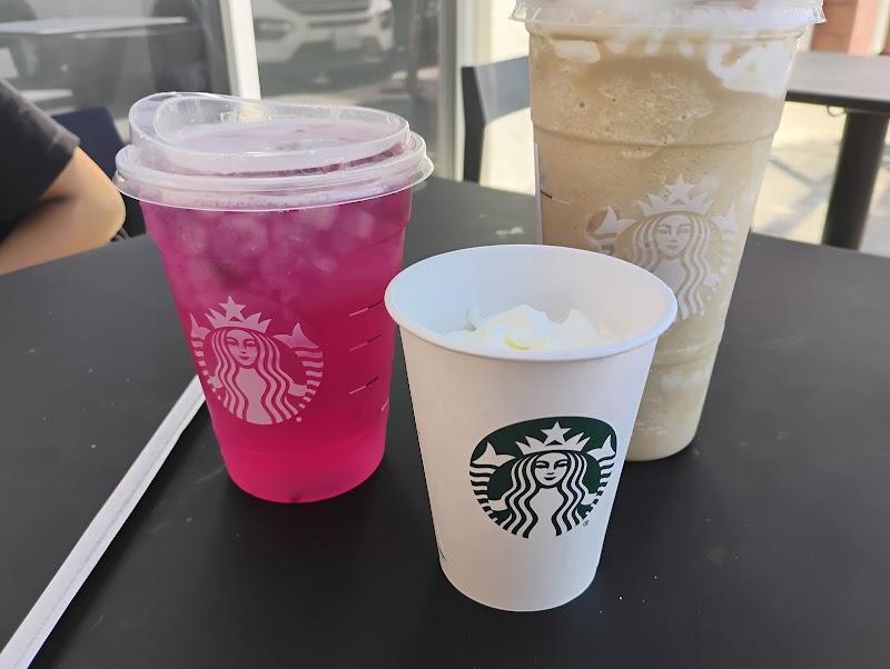 Starbucks Coffee Company photo 4