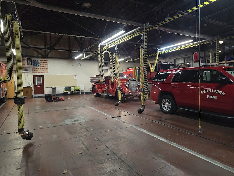 Photo of Petaluma Fire Department Station 1