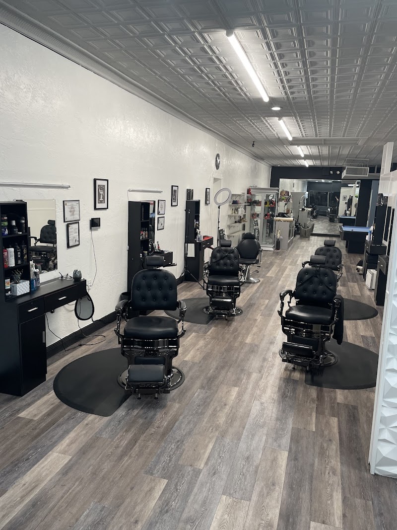 High Class Barber Salon photo 2