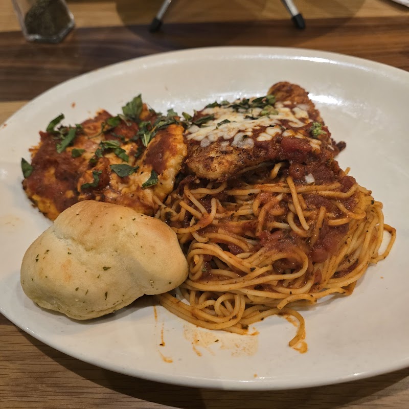 BJ's Restaurant & Brewhouse photo 3
