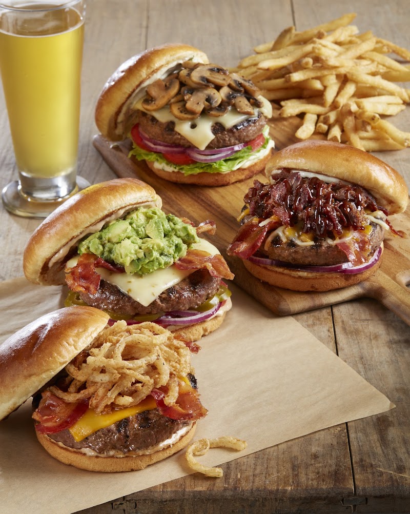 BJ's Restaurant & Brewhouse photo 2