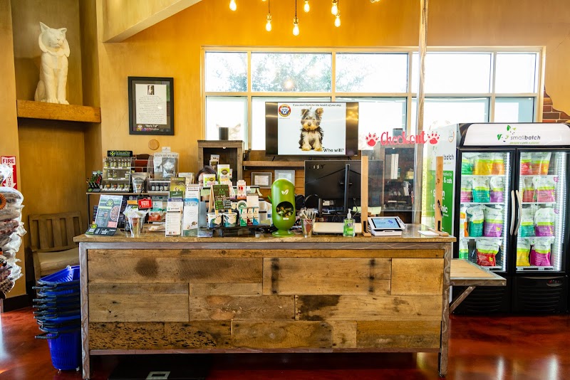 Ben's Barketplace photo 3