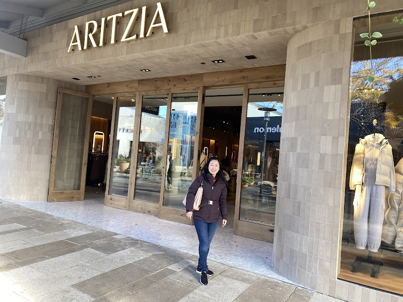 Aritzia photo 4