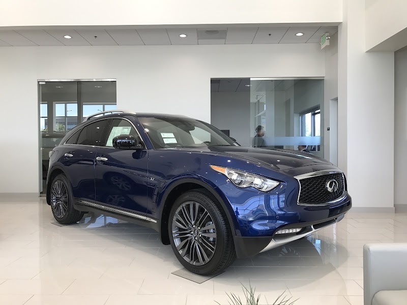 Dublin INFINITI photo 2