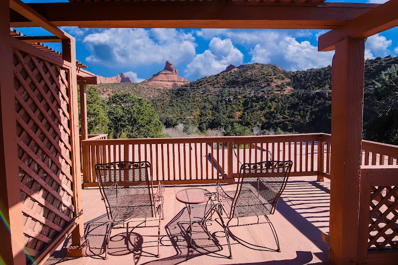 The Joy Sedona | Sedona Views B&B and Luxury Creekside Cabins photo 4
