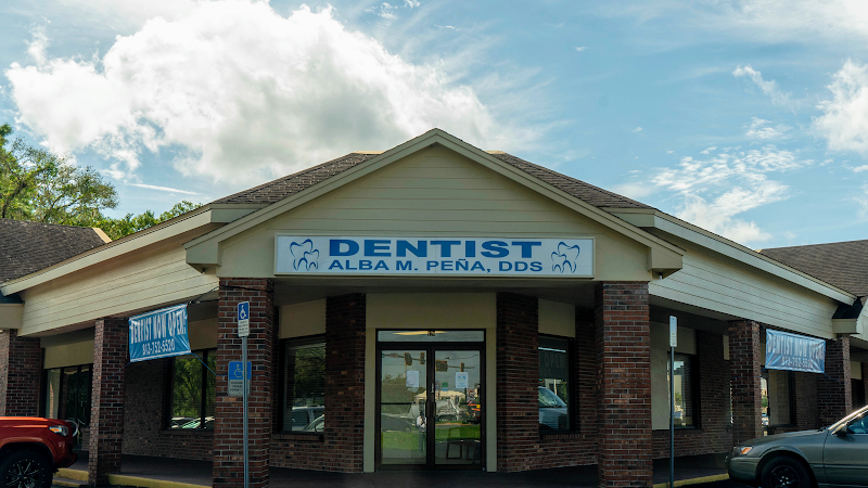 Photo of Dr. Alba Peña DDS