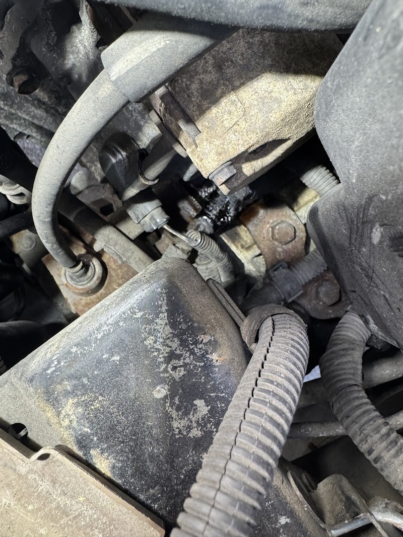John's Automotive photo 5