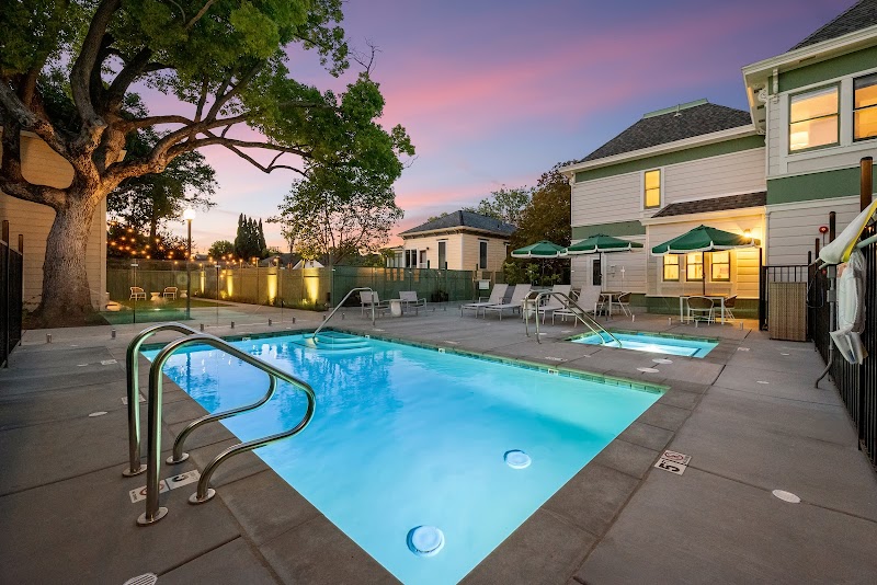 Hennessey Estate photo 3