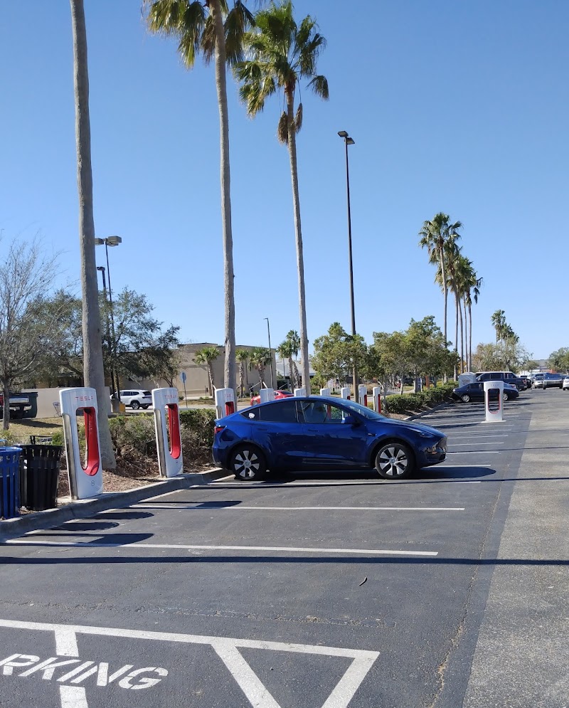 Tesla Supercharger photo 5