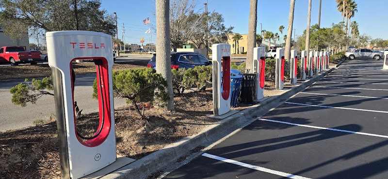 Photo of Tesla Supercharger
