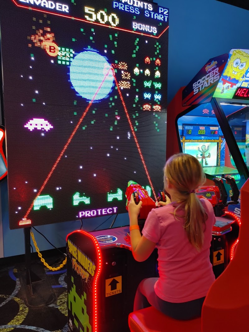 Flip Flop's Family Fun Center photo 2