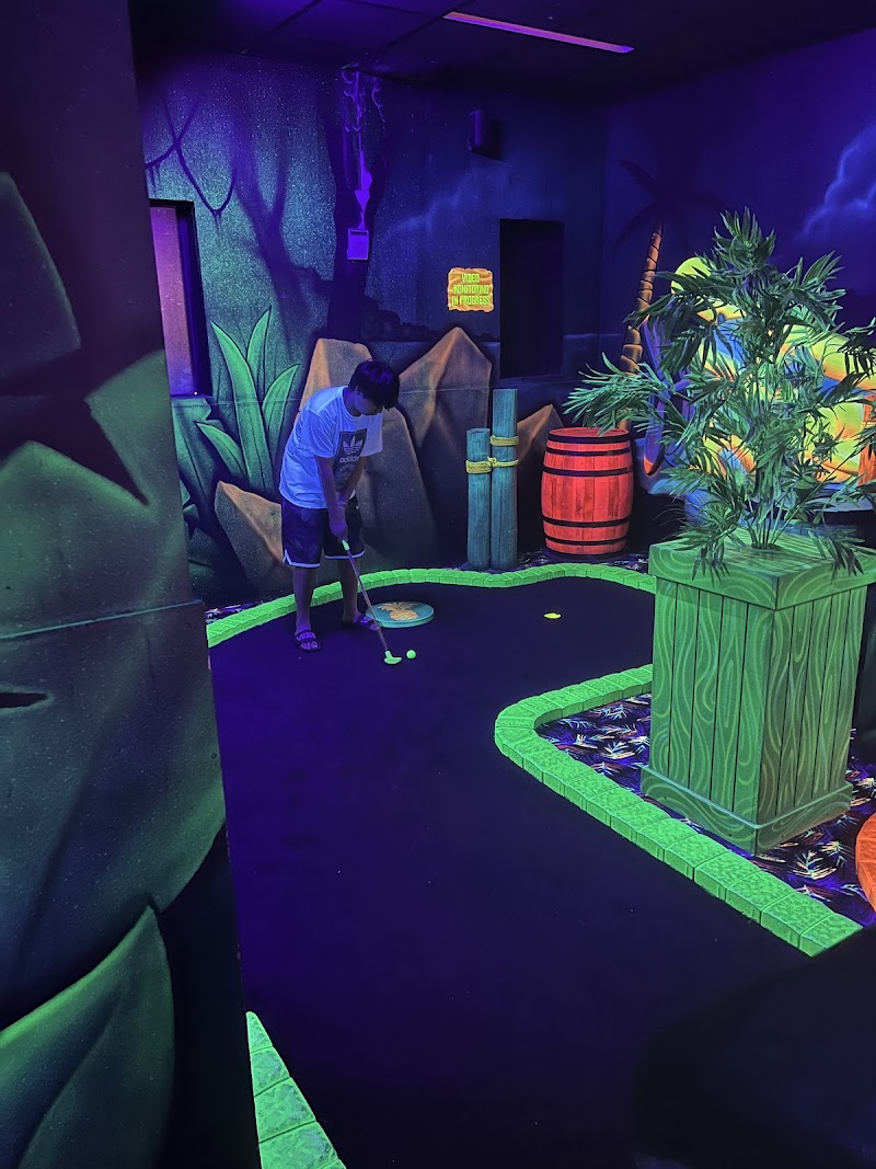 Flip Flop's Family Fun Center photo 3